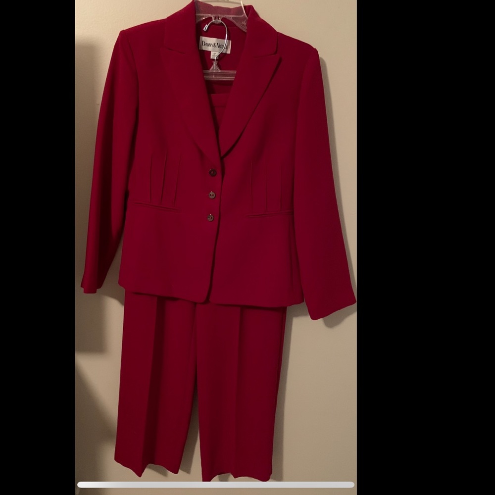 Danny & Nicole Red Pants Suit - 8P